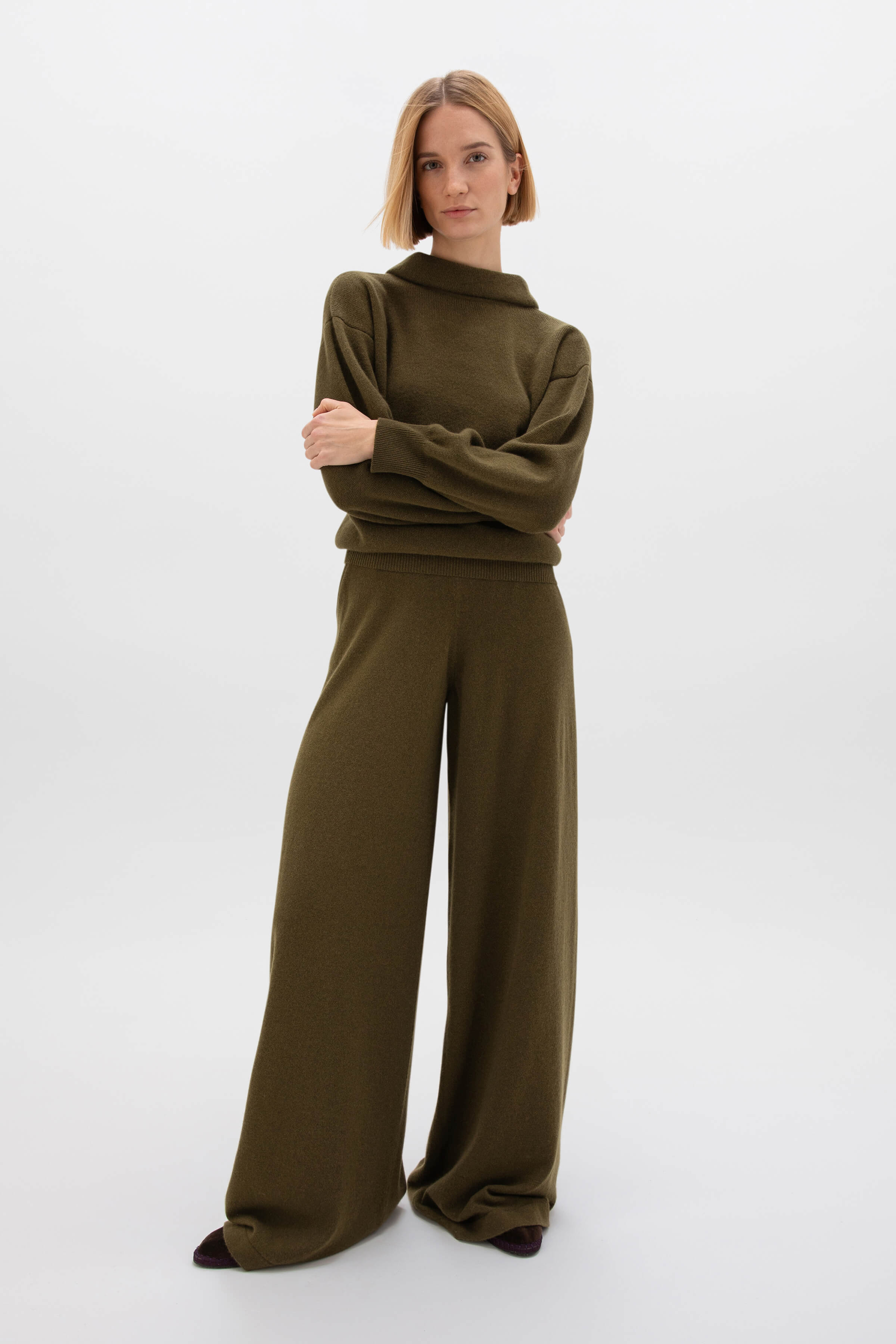 Johnstons of Elgin - Reversible Collar Olive Green Cashmere Jumper