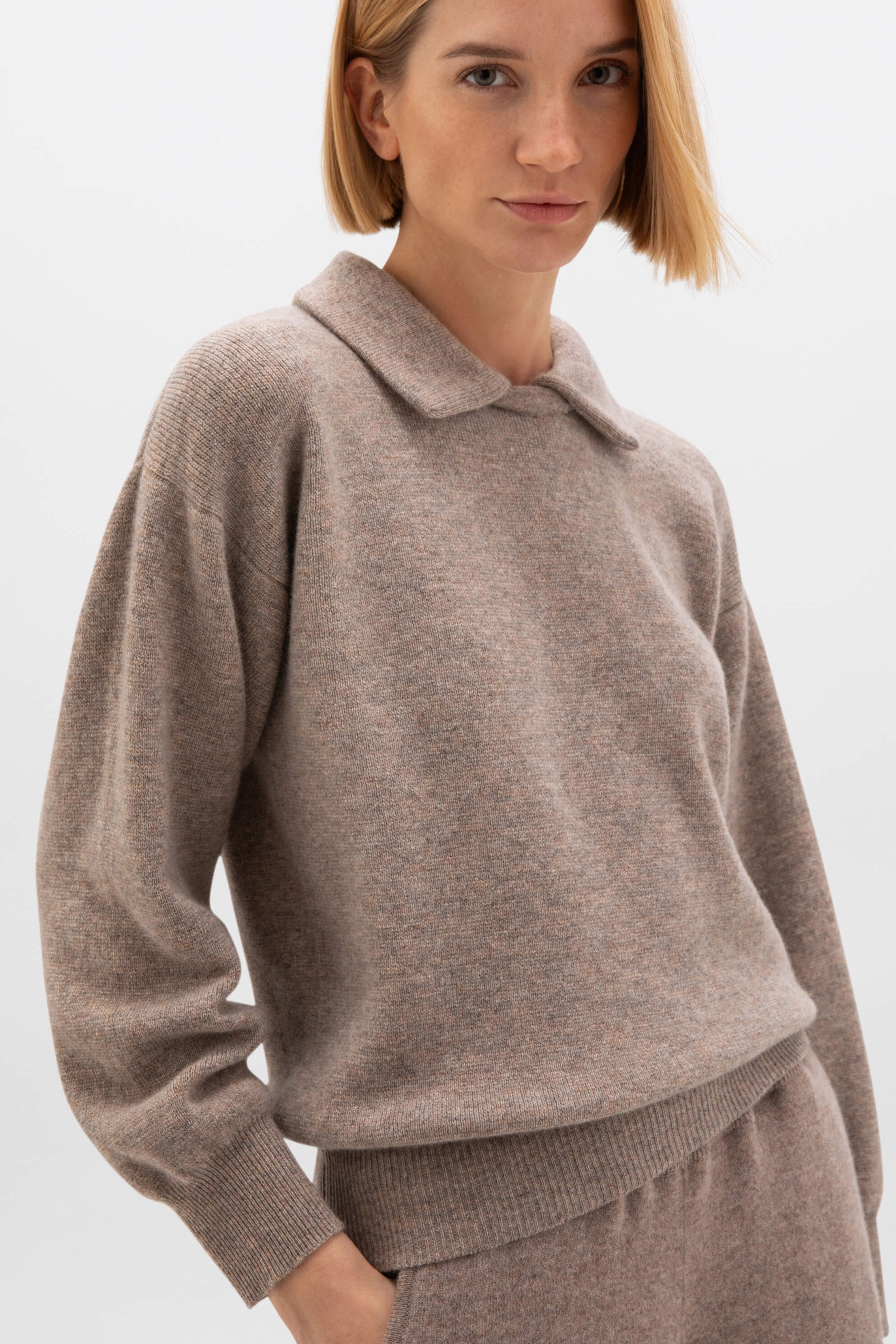 Johnstons of Elgin - Reversible Collar Light Brown Cashmere Jumper
