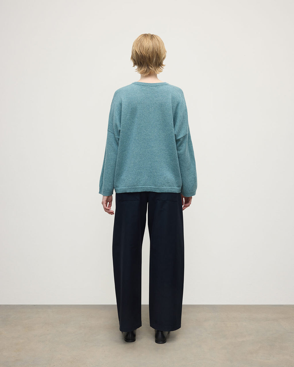 Johnstons of Elgin - Gauzy Pocket Green Cashmere Jumper
