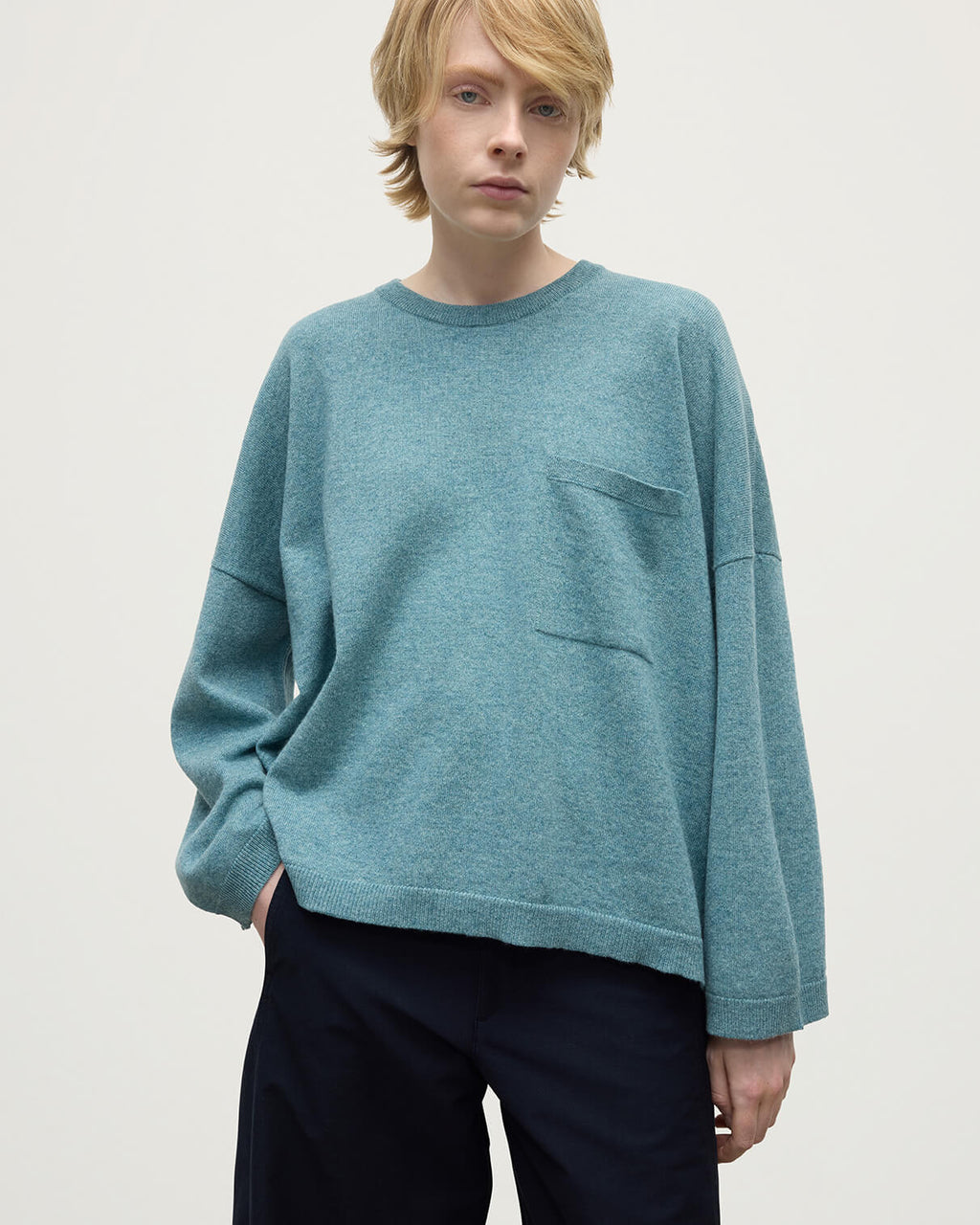 Johnstons of Elgin - Gauzy Pocket Green Cashmere Jumper