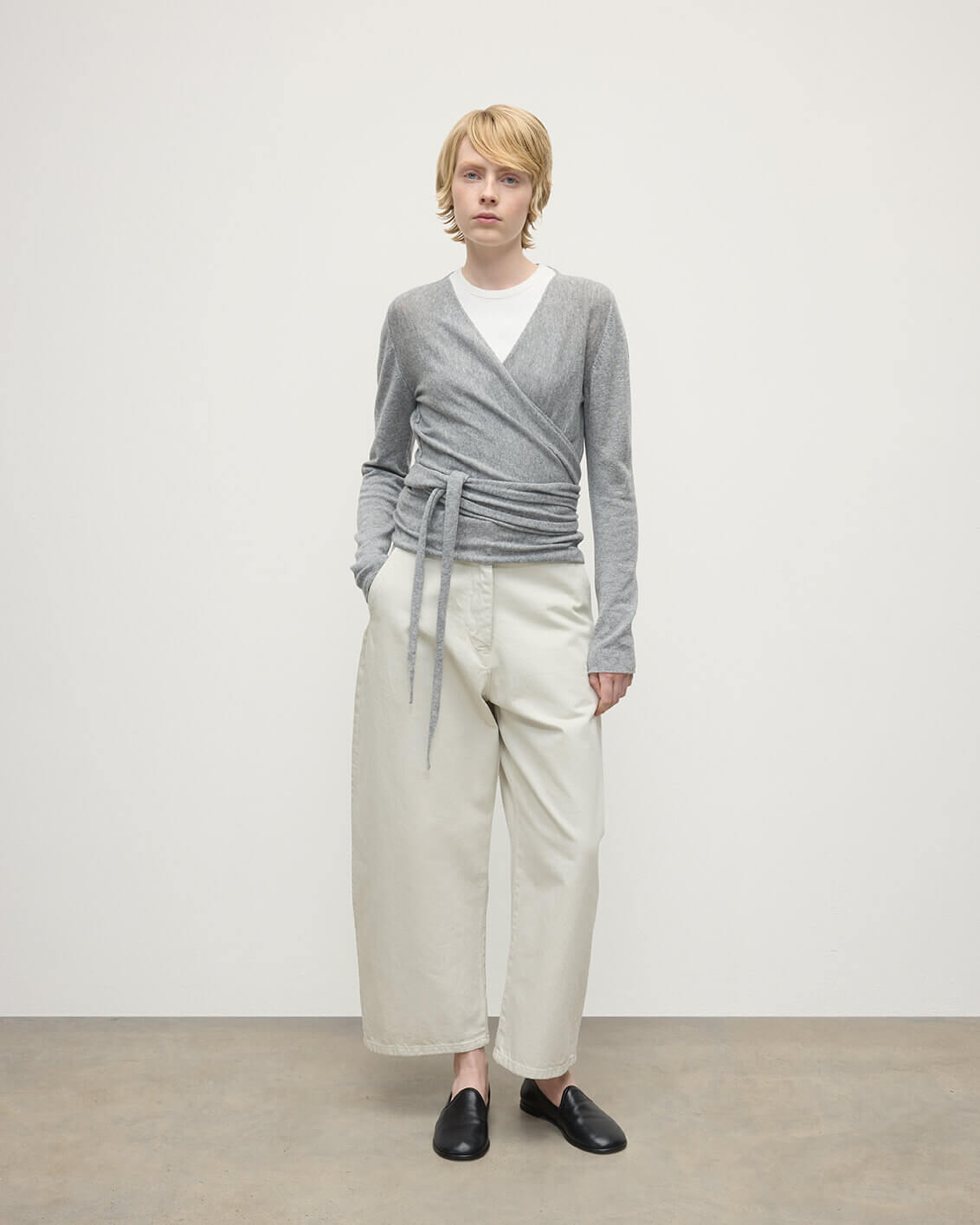 Johnstons of Elgin - Ballet Wrap Light Grey Cashmere Cardigan