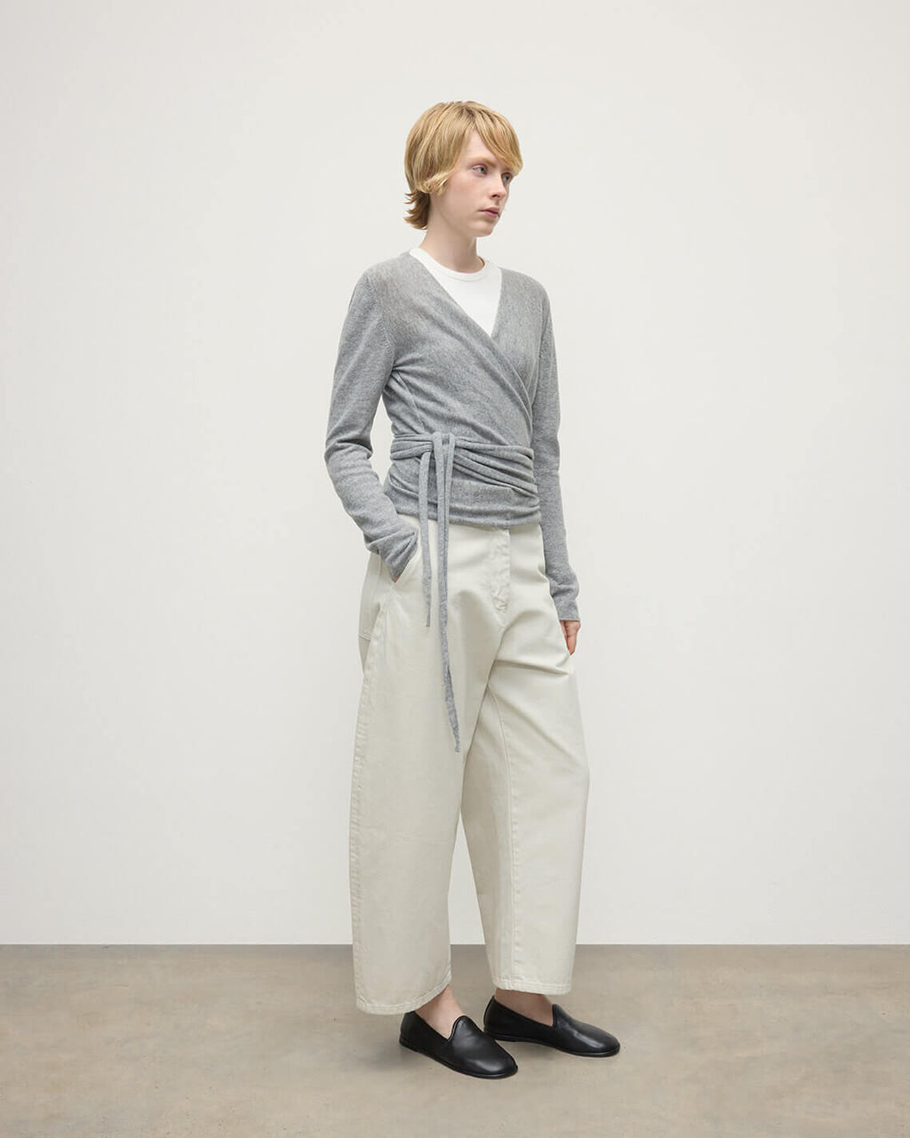 Johnstons of Elgin - Ballet Wrap Light Grey Cashmere Cardigan