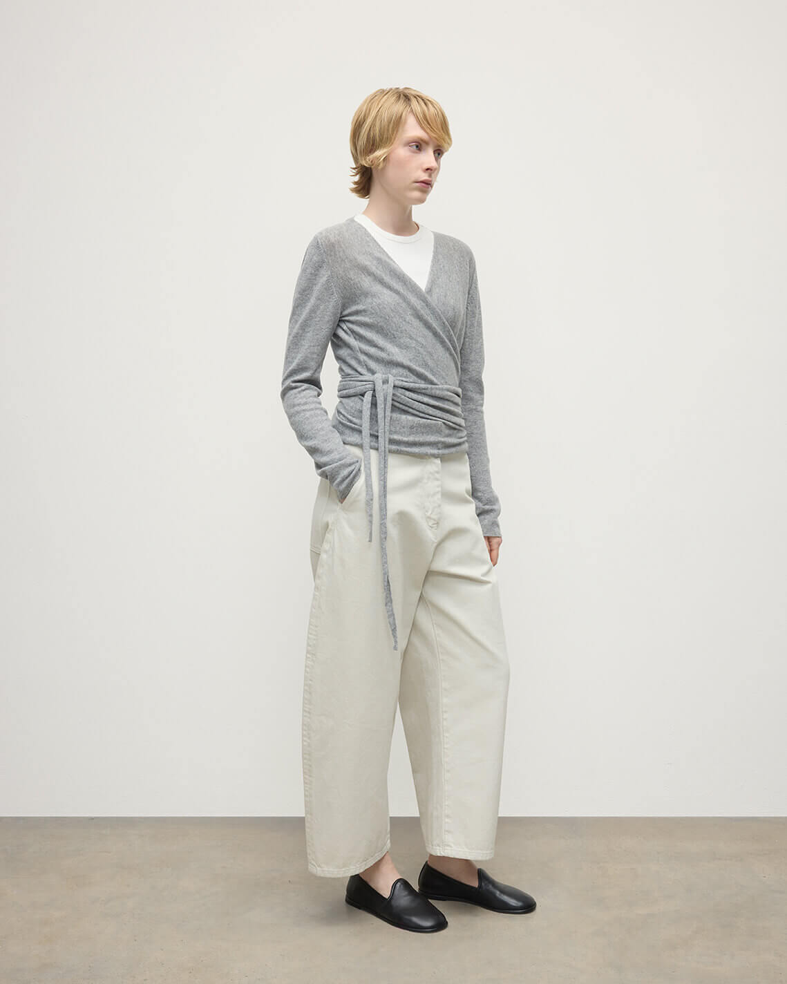 Johnstons of Elgin - Ballet Wrap Light Grey Cashmere Cardigan