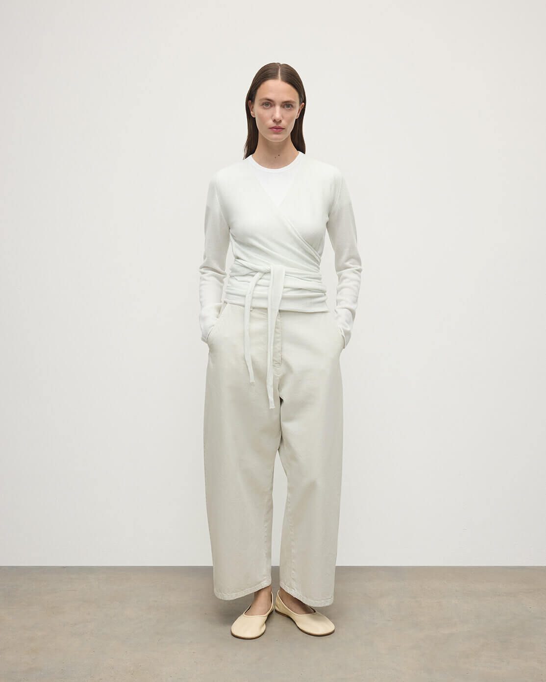 Johnstons of Elgin - Ballet Wrap Cashmere White Ballet Cardigan