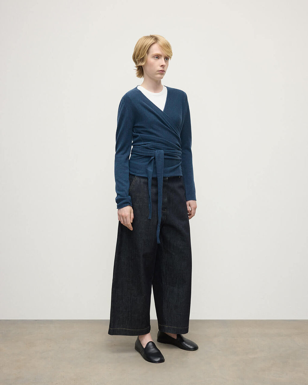 Johnstons of Elgin - Ballet Wrap Navy Cashmere Cardigan