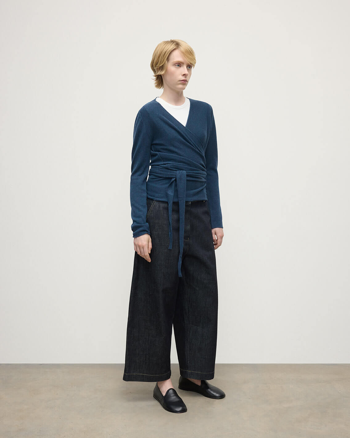 Johnstons of Elgin - Ballet Wrap Navy Cashmere Cardigan
