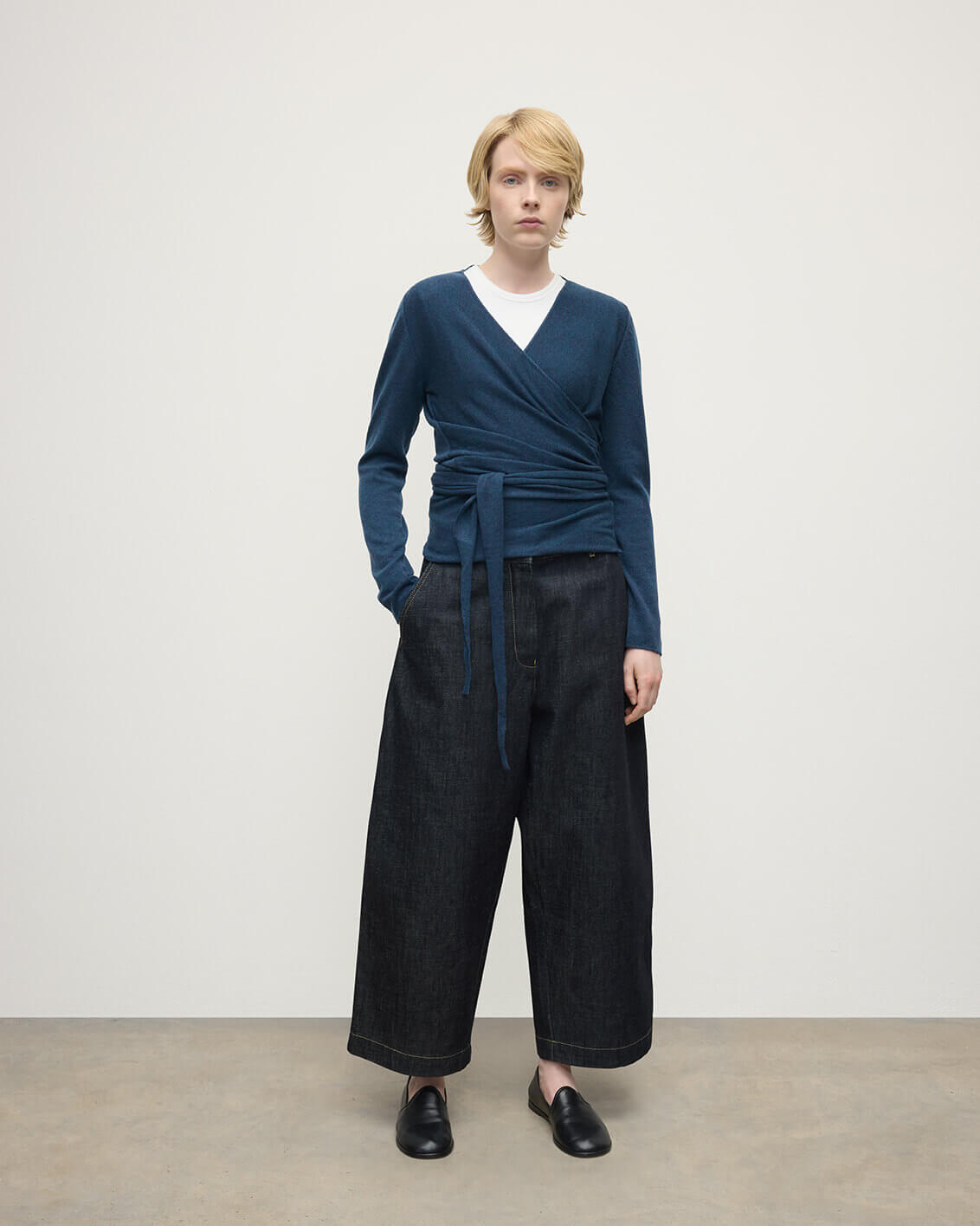 Johnstons of Elgin - Ballet Wrap Navy Cashmere Cardigan