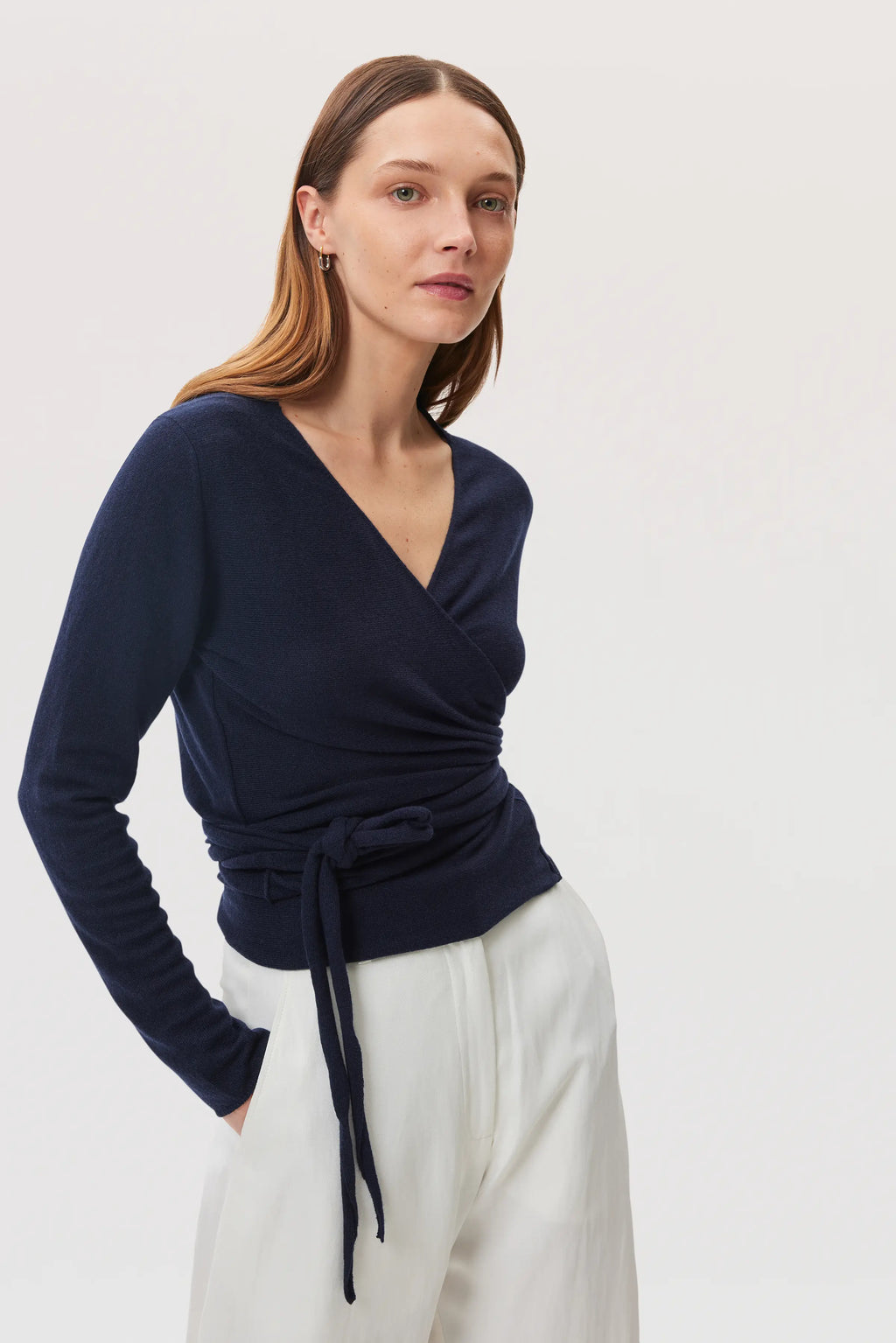 Johnstons of Elgin - Cashmere Dark Navy Ballet Wrap