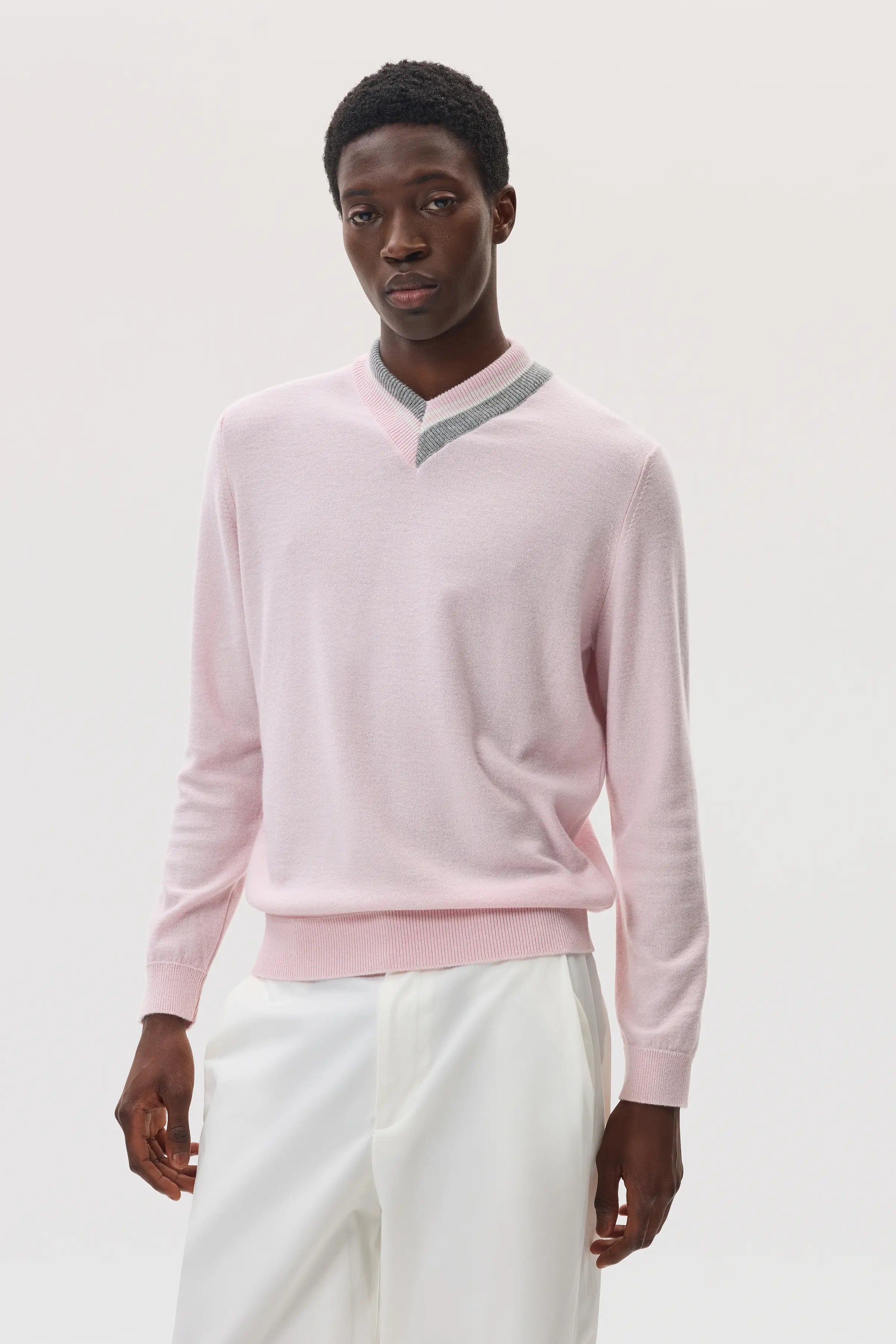 Johnstons of Elgin - Cashmere V Neck with Striped Trim