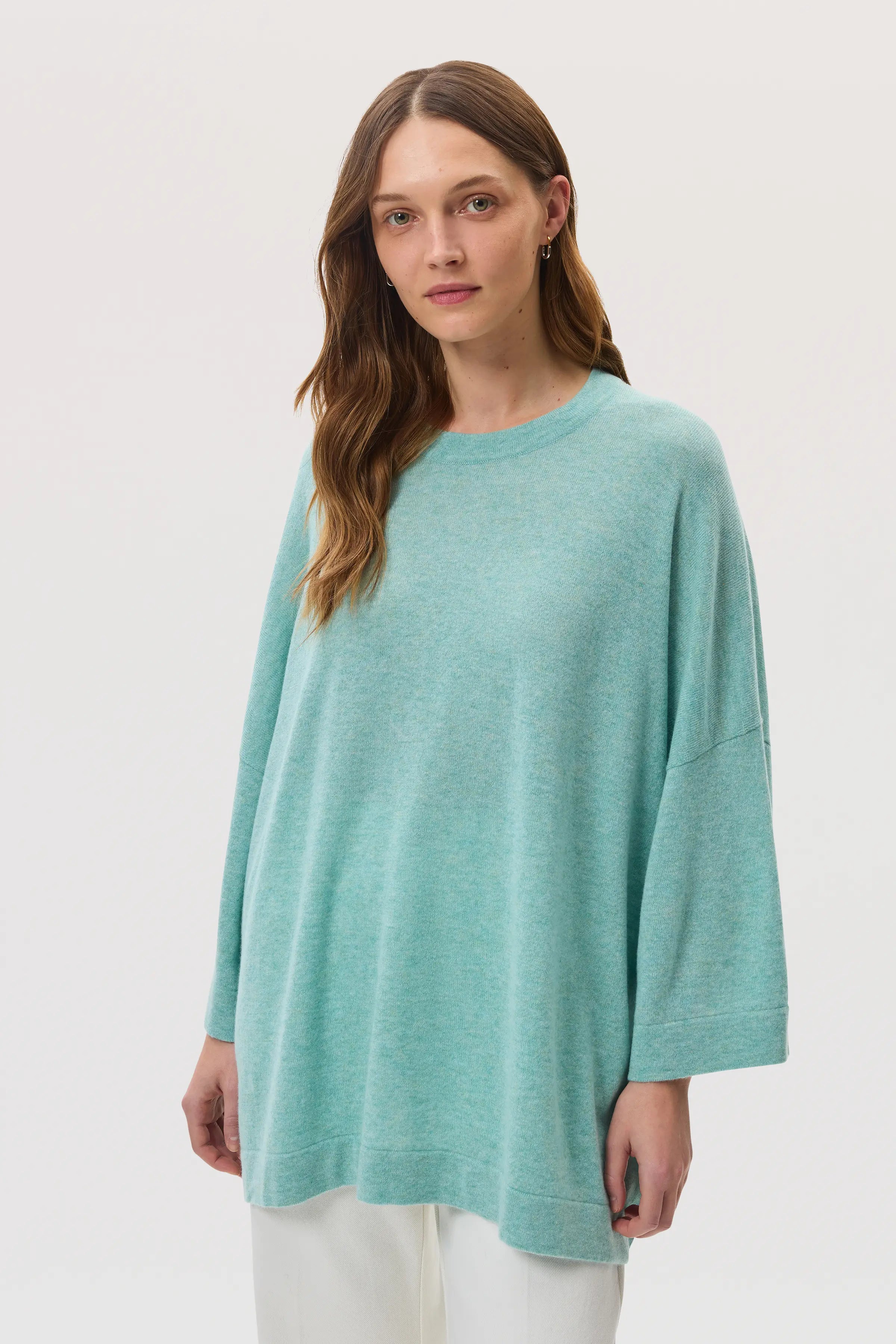 Johnstons of Elgin - Relaxed Featherlight Green Cashmere Jumper