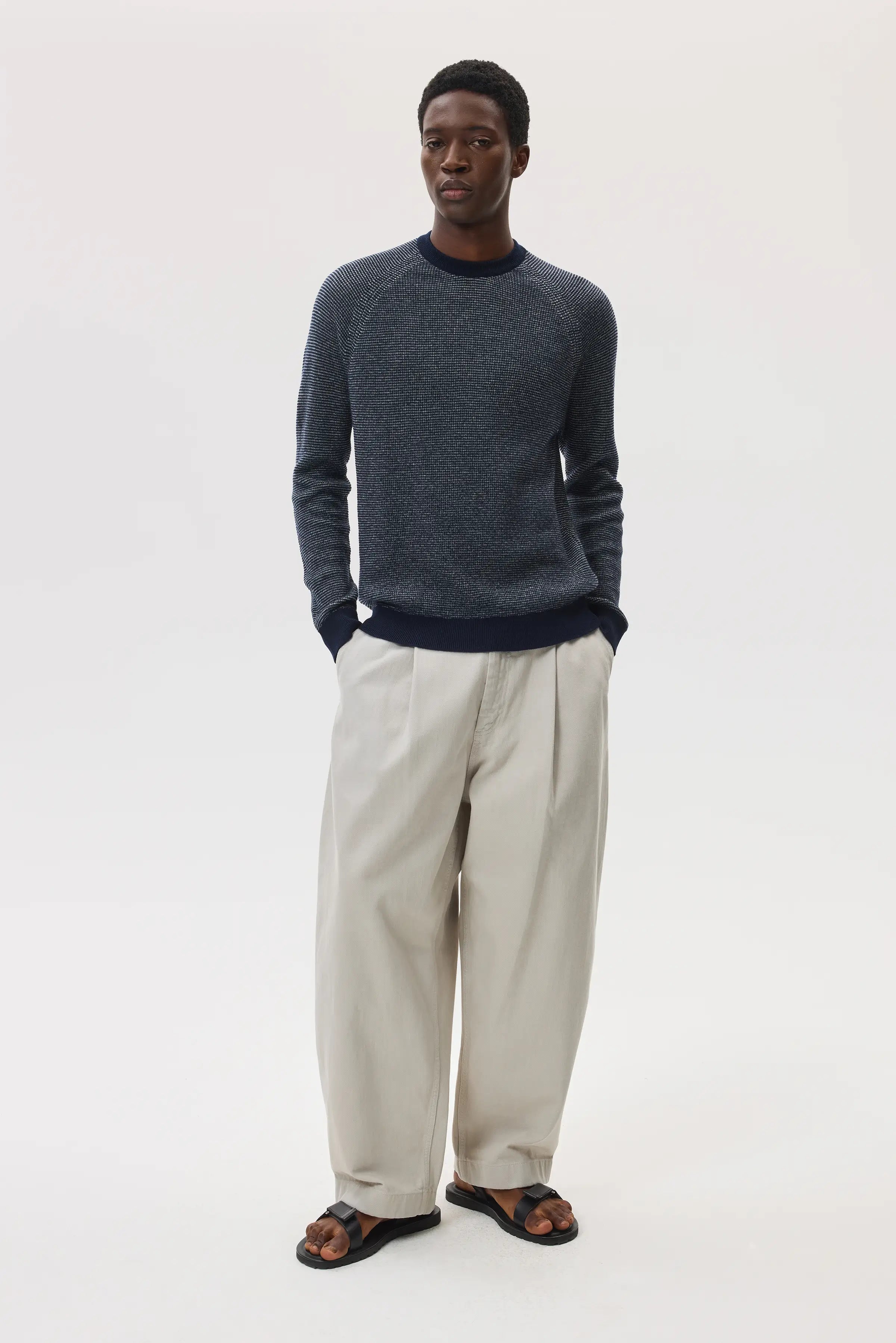 Johnstons of Elgin - Featherlight Cashmere Waffle Stitch Jumper
