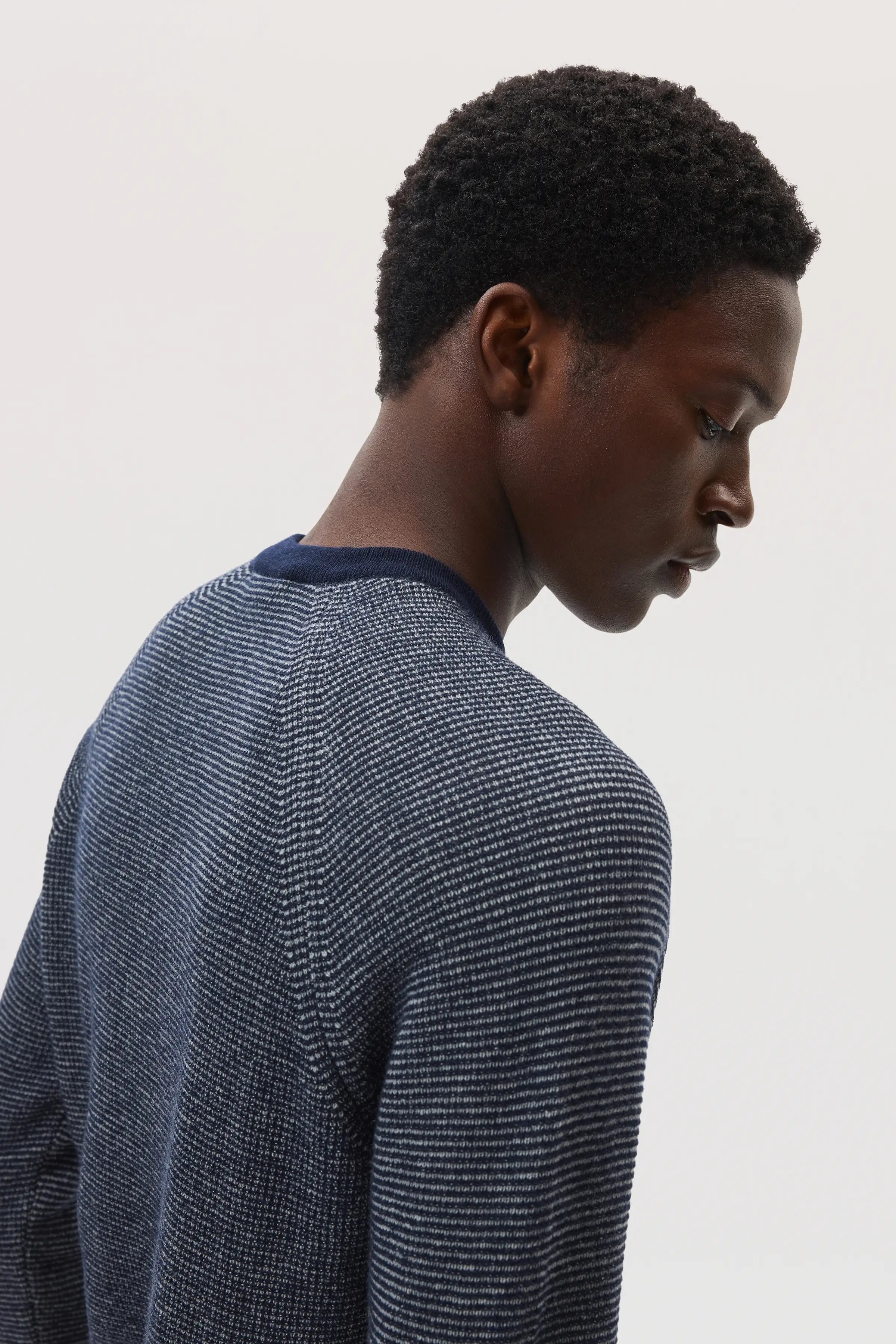 Johnstons of Elgin - Featherlight Cashmere Waffle Stitch Jumper