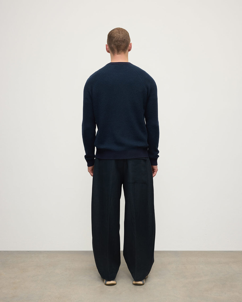 Johnstons of Elgin - Waffle Stitch Dark Navy Cashmere Jumper