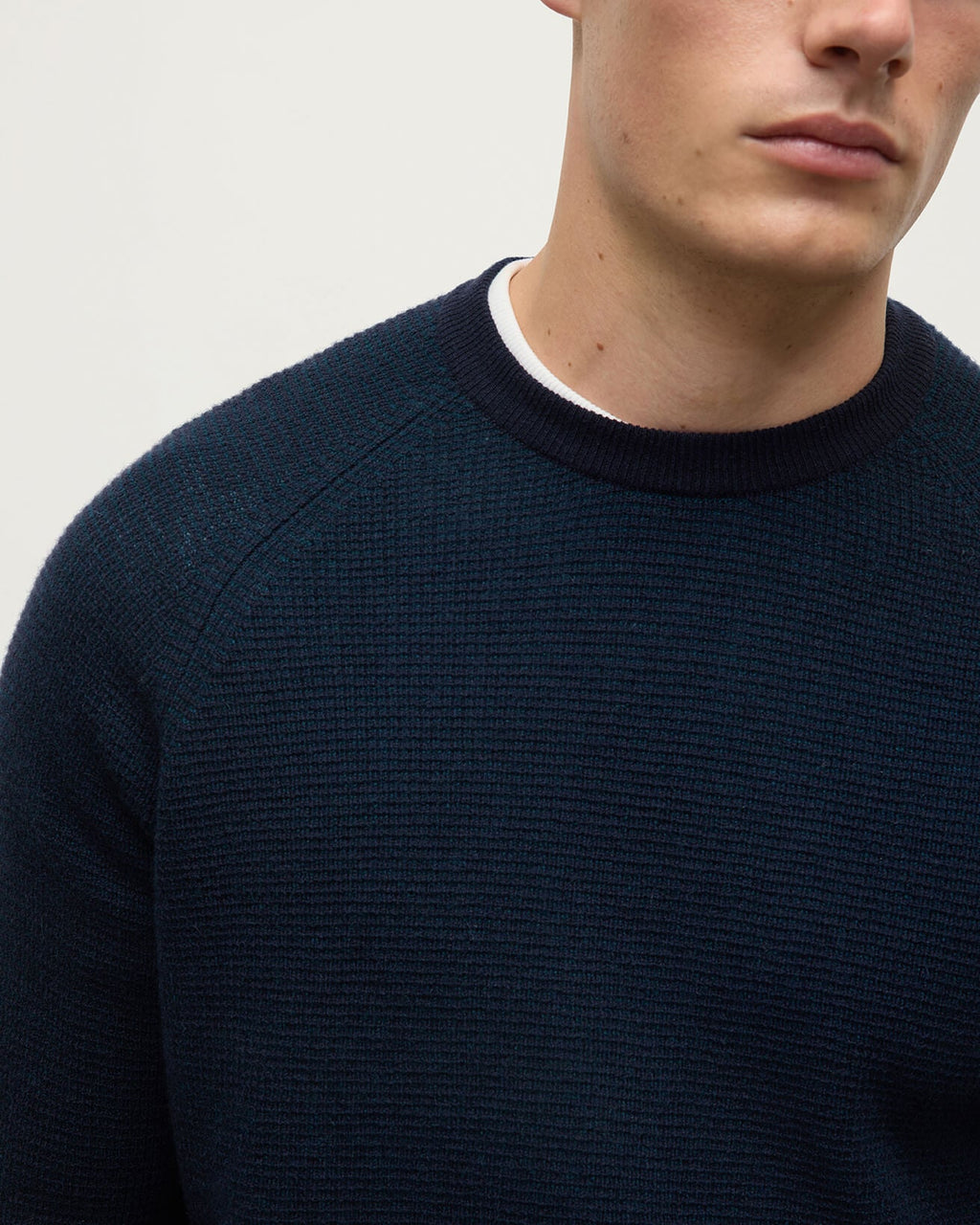 Johnstons of Elgin - Waffle Stitch Dark Navy Cashmere Jumper