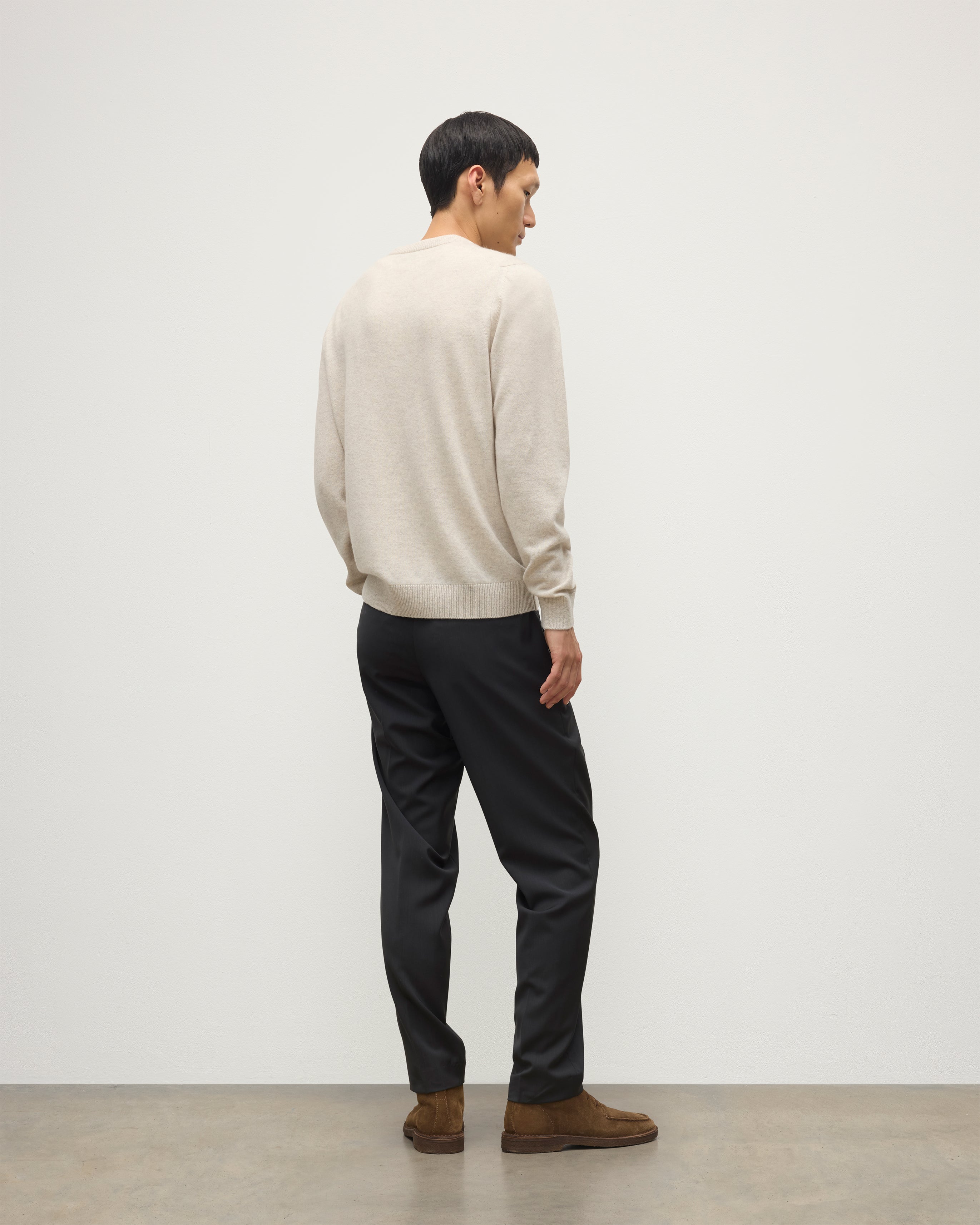 Johnstons of Elgin - Rory Natural Classic Cashmere Crew Jumper
