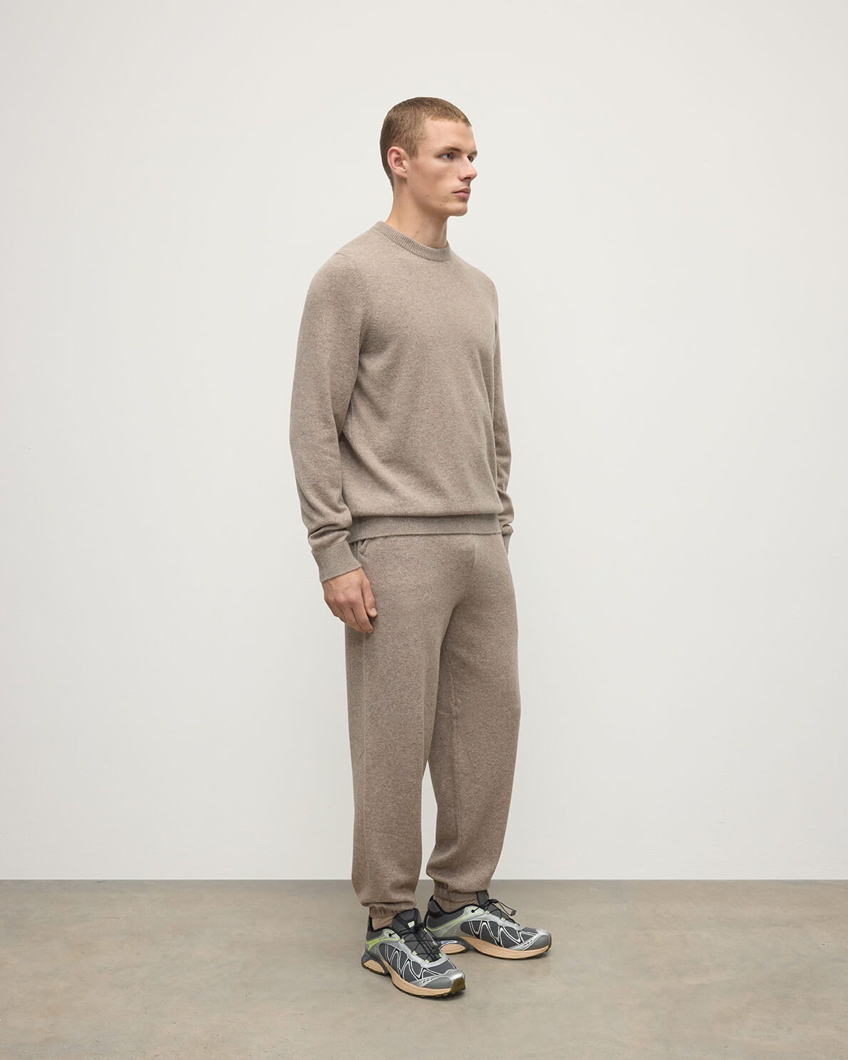 Johnstons of Elgin - Rory Brown Classic Cashmere Crew Jumper