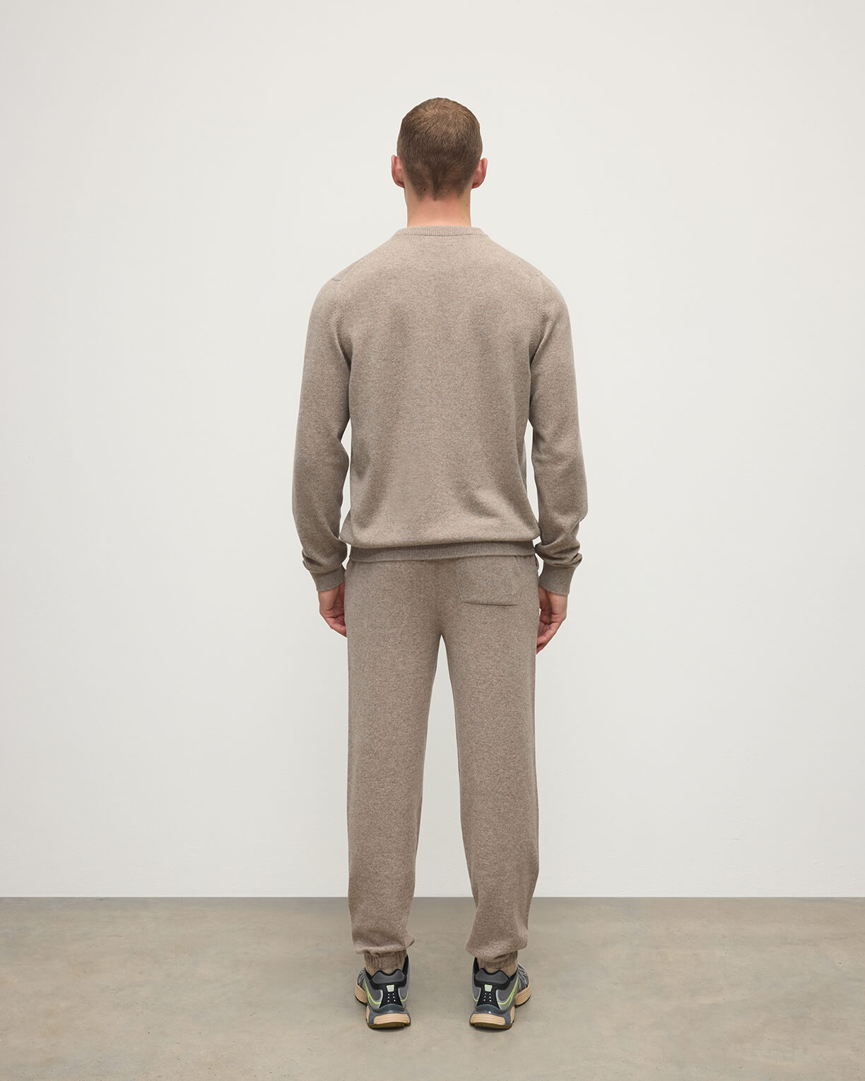 Johnstons of Elgin - Rory Brown Classic Cashmere Crew Jumper