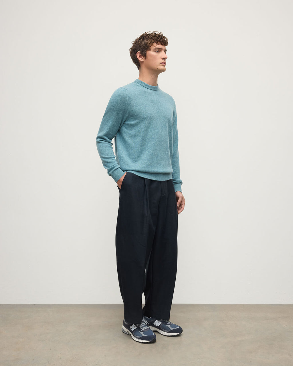 Johnstons of Elgin - Rory Green Classic Cashmere Crew Jumper