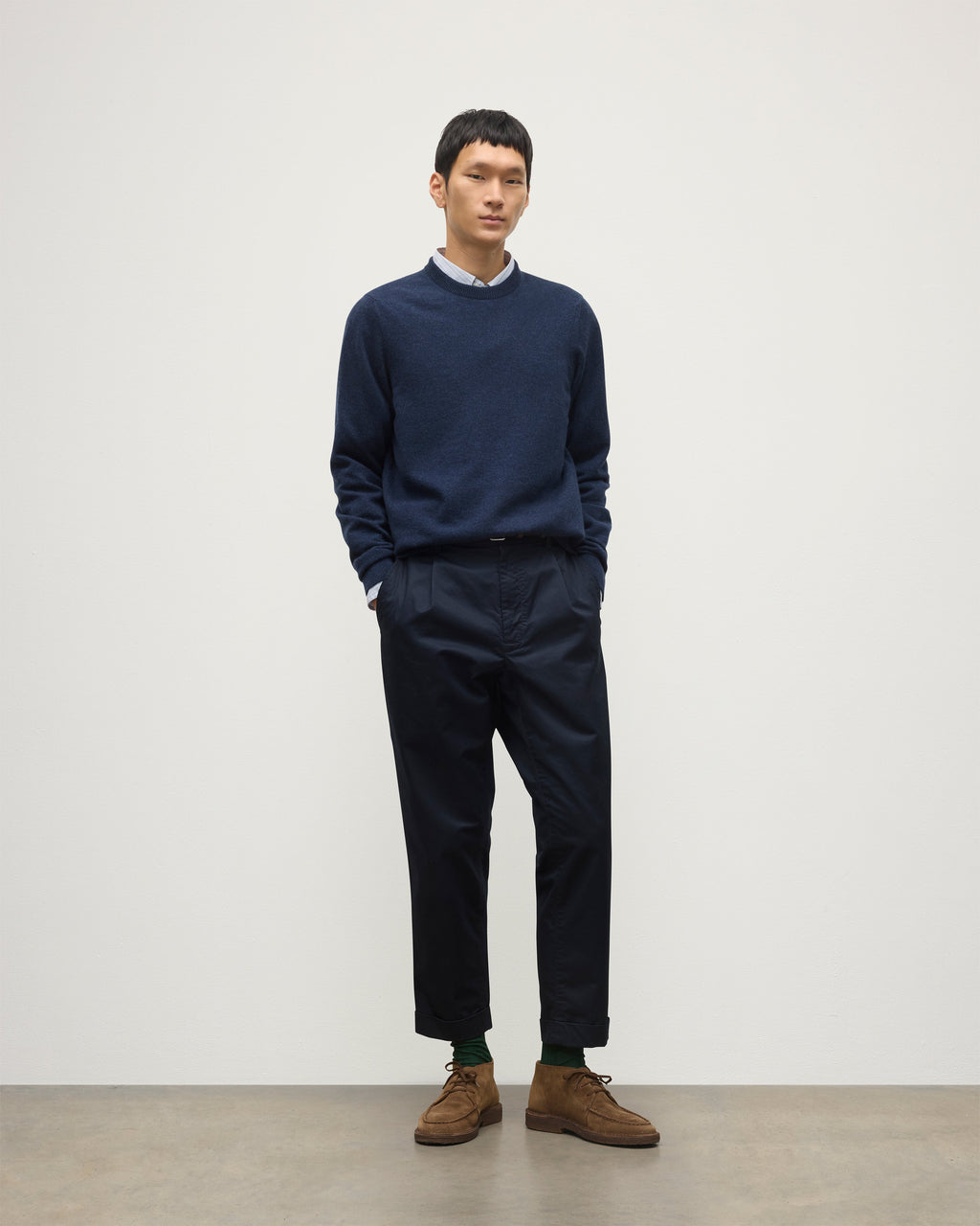 Johnstons of Elgin - Rory Navy Classic Cashmere Crew Jumper