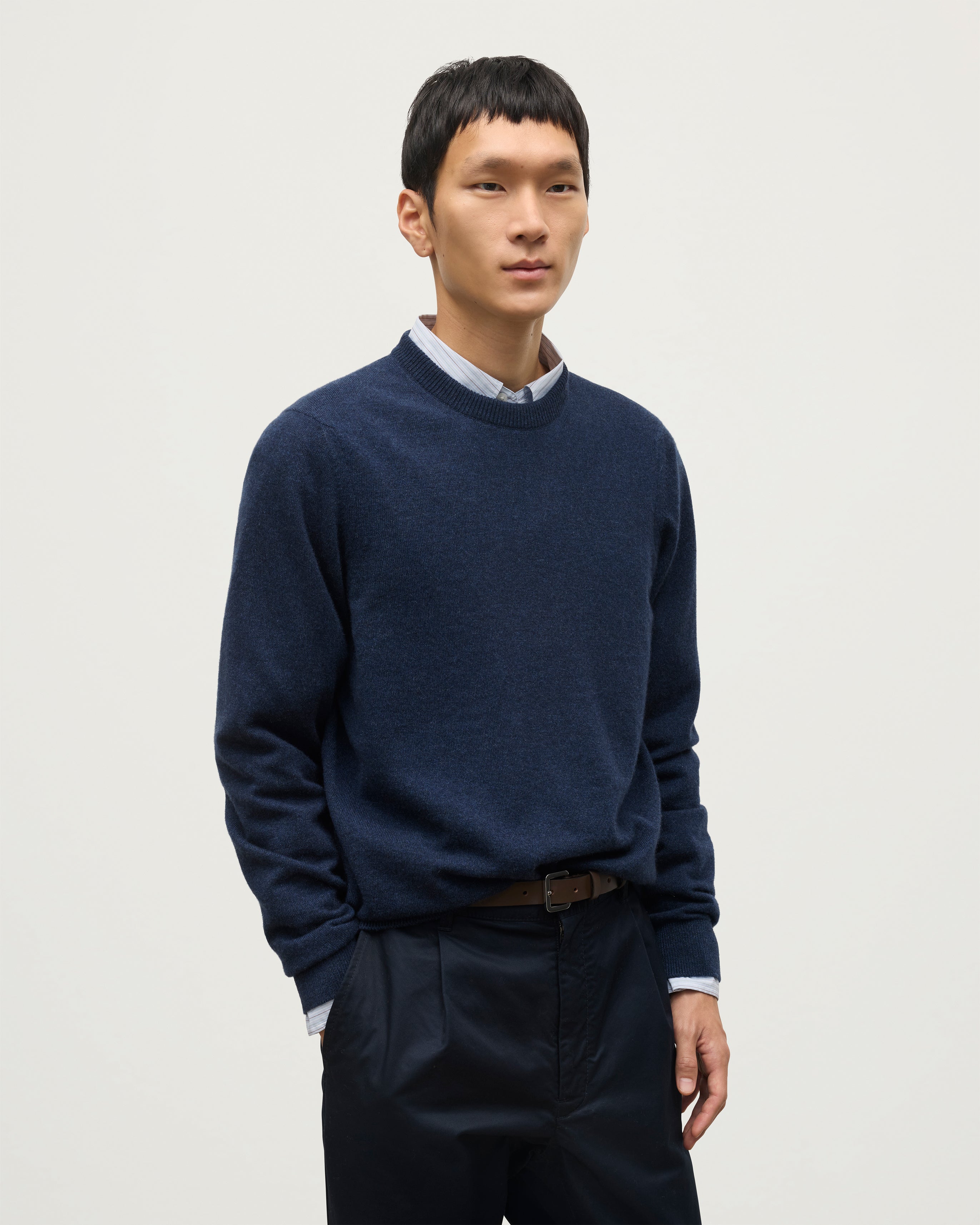 Johnstons of Elgin - Rory Navy Classic Cashmere Crew Jumper