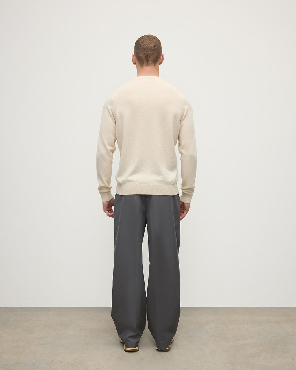Johnstons of Elgin - Rory Cream Classic Cashmere Crew Jumper