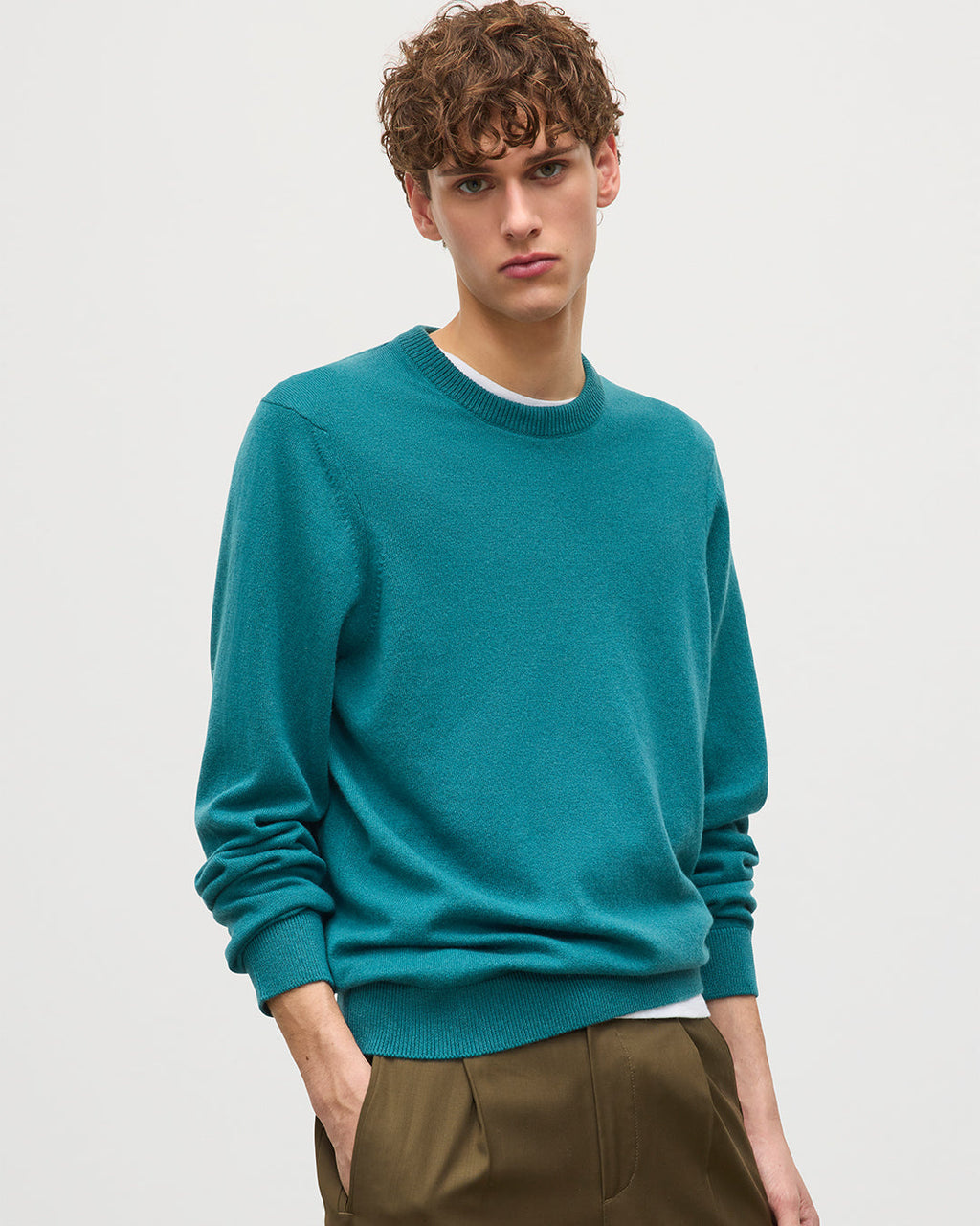 Johnstons of Elgin - Rory Green Classic Cashmere Crew Jumper