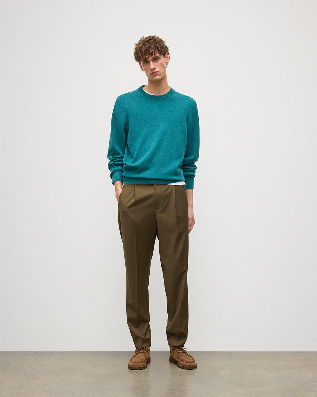 Johnstons of Elgin - Rory Green Classic Cashmere Crew Jumper