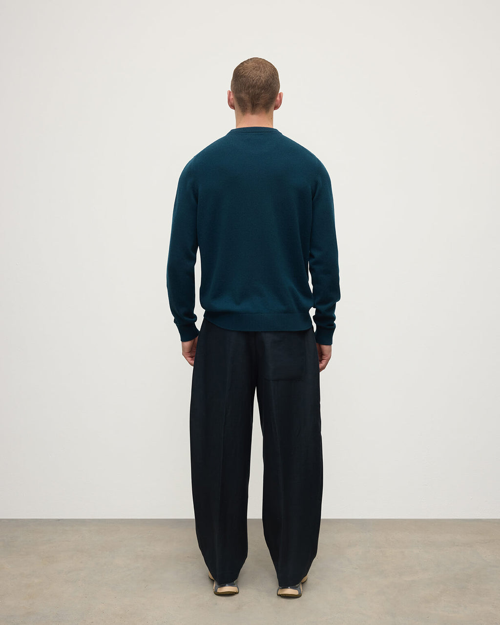 Johnstons of Elgin - Rory Bottle Green Classic Cashmere Crew Jumper