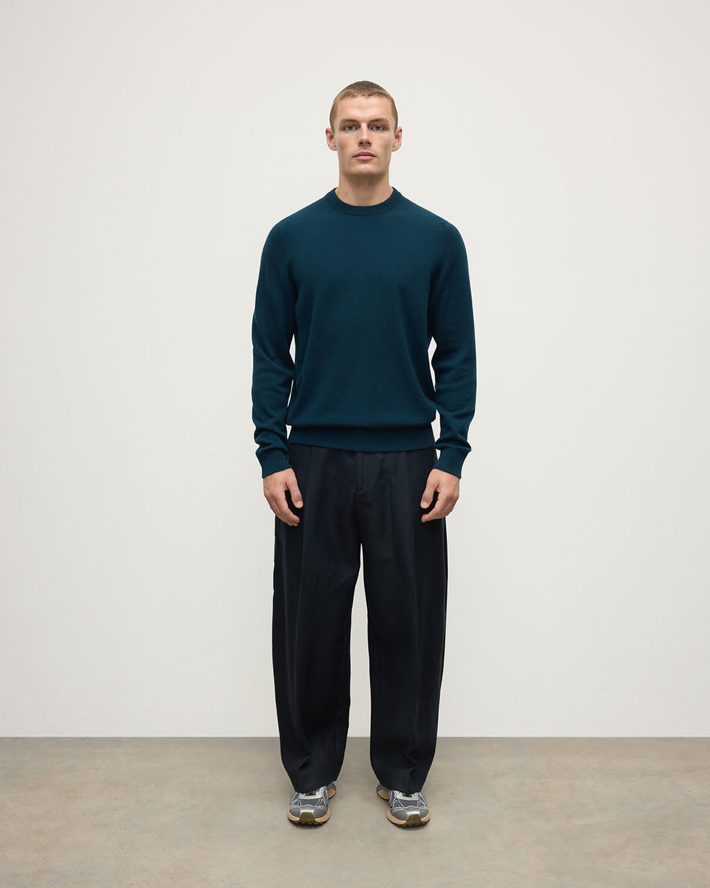 Johnstons of Elgin - Rory Bottle Green Classic Cashmere Crew Jumper