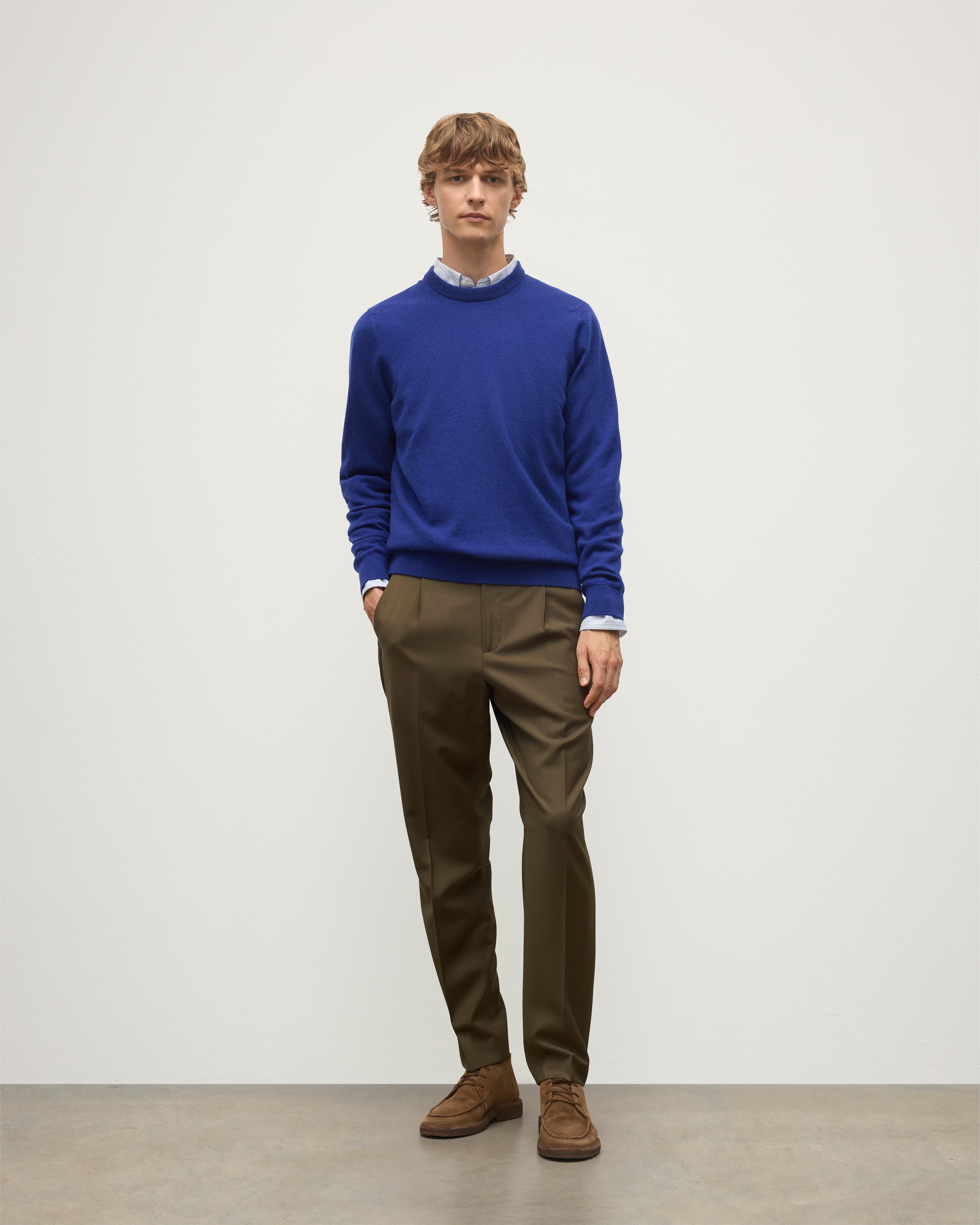 Johnstons of Elgin - Rory Blue Classic Cashmere Crew Jumper