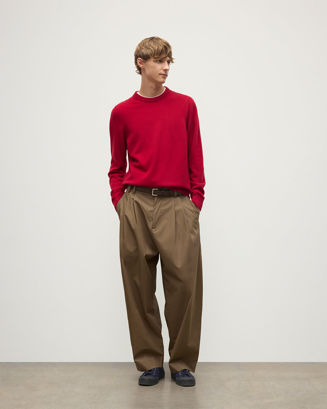 Johnstons of Elgin - Rory Red Classic Cashmere Crew Jumper