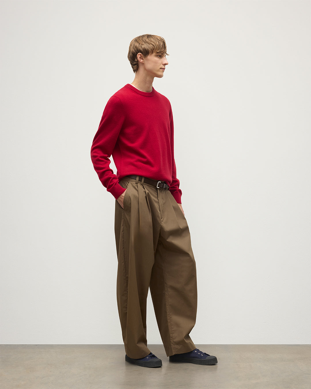 Johnstons of Elgin - Rory Red Classic Cashmere Crew Jumper