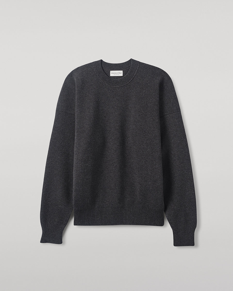 Johnstons of Elgin - Relaxed Milano Stitch Dark Grey Jumper