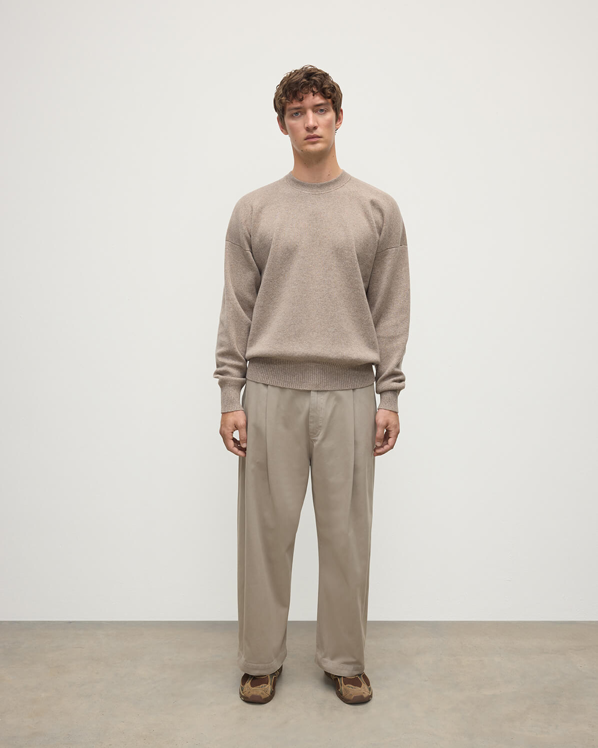Johnstons of Elgin - Relaxed Milano Stitch Light Brown Jumper