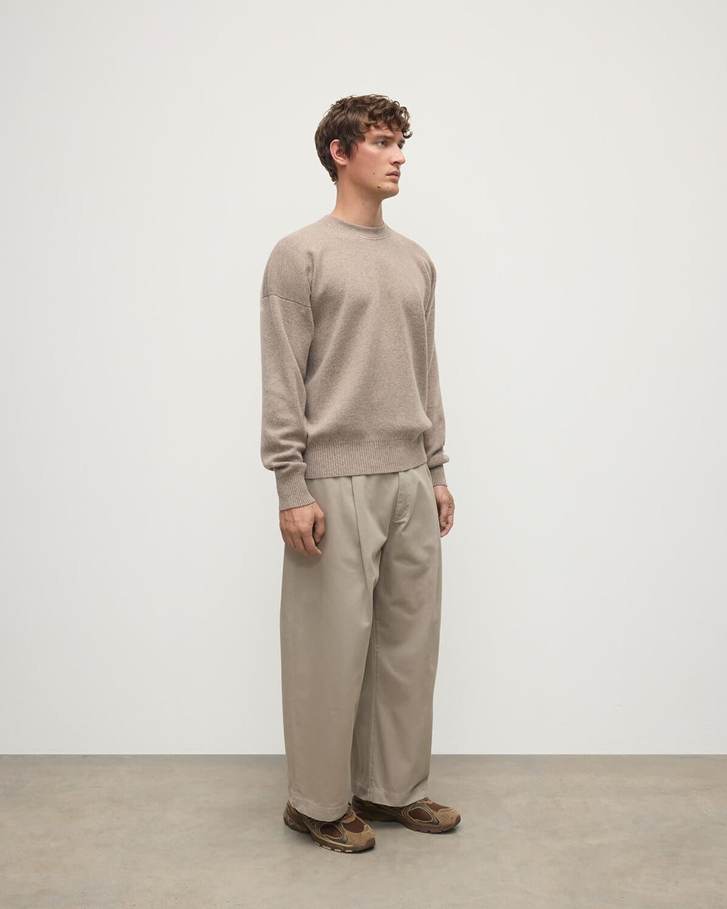 Johnstons of Elgin - Relaxed Milano Stitch Light Brown Jumper