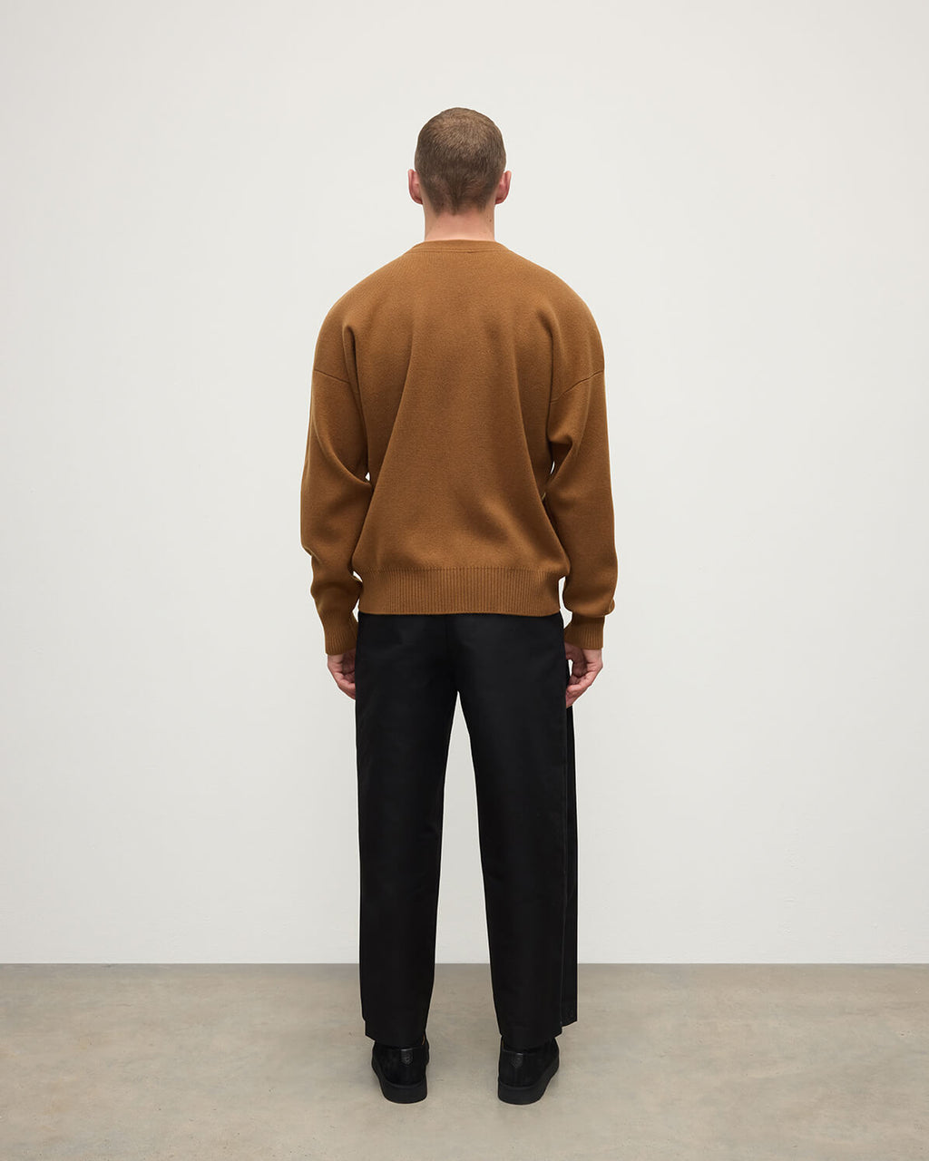 Johnstons of Elgin - Relaxed Milano Stitch Dark Camel Jumper