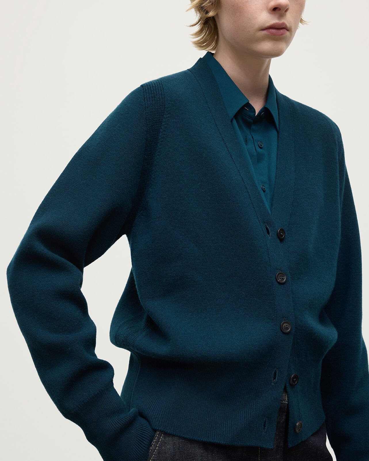 Johnstons of Elgin - Milano Stitch Bottle Green Cashmere Cardigan