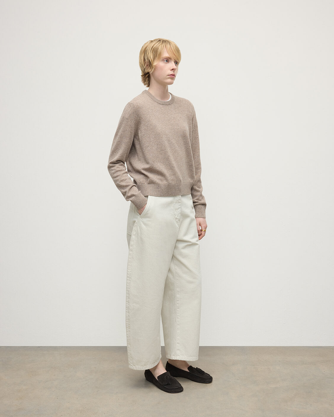 Johnstons of Elgin - Classic Cashmere Light Brown Round Neck Jumper