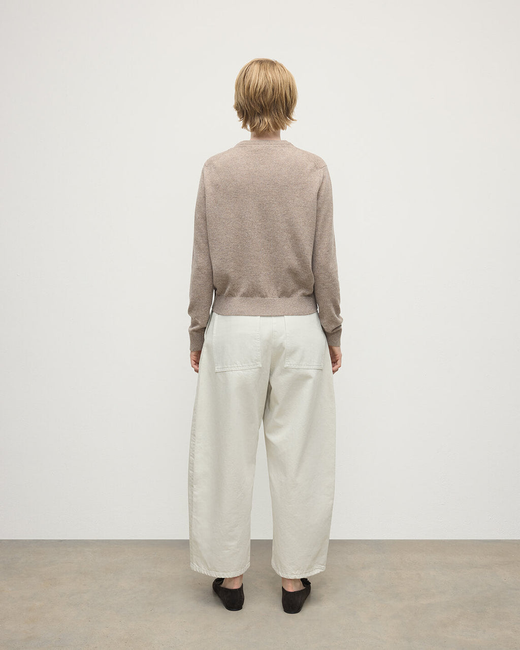 Johnstons of Elgin - Classic Cashmere Light Brown Round Neck Jumper