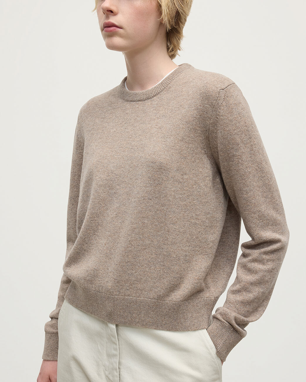 Johnstons of Elgin - Classic Cashmere Light Brown Round Neck Jumper