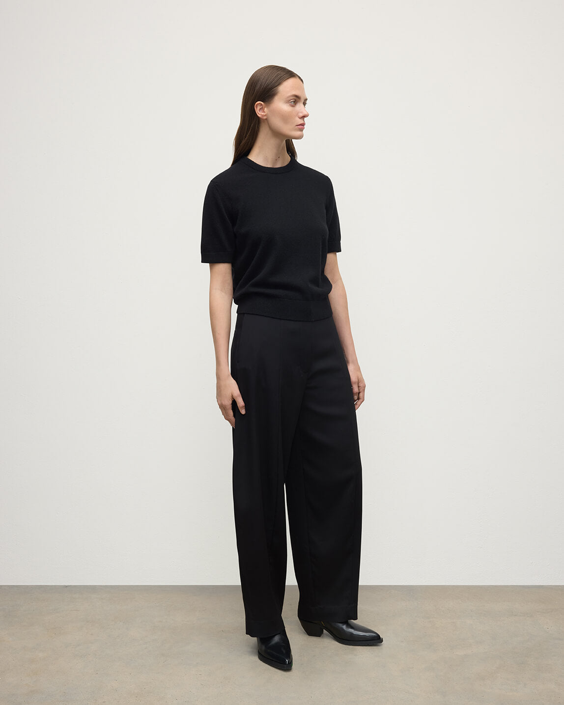 Johnstons of Elgin - Classic Cashmere Black T - shirt