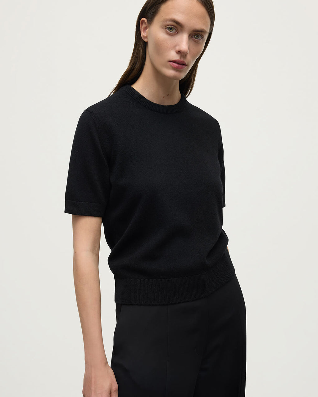 Johnstons of Elgin - Classic Cashmere Black T - shirt