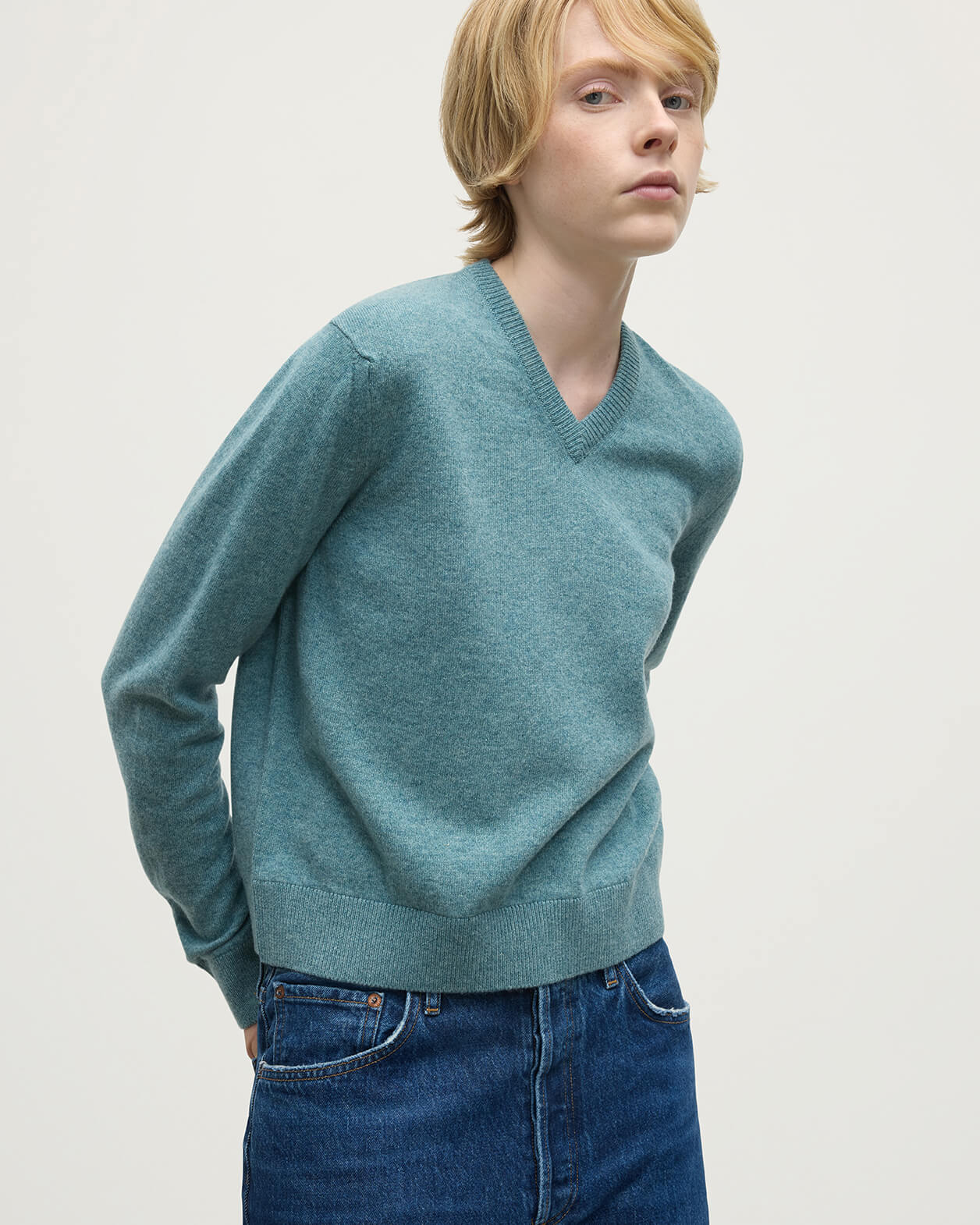 Johnstons of Elgin - Classic Cashmere Green V Neck Jumper