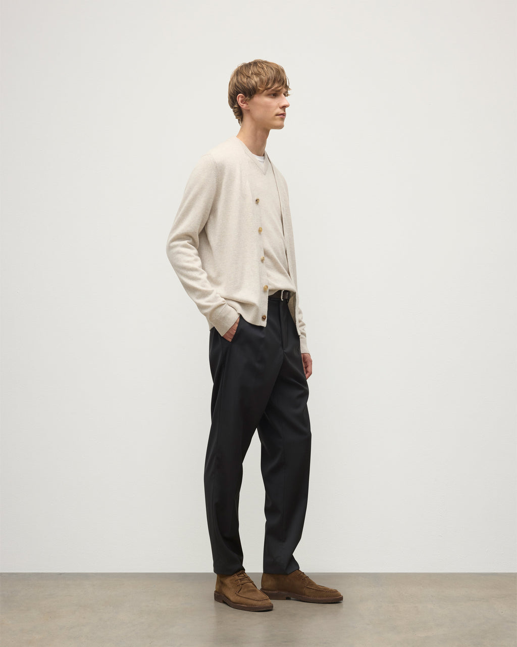 Johnstons of Elgin - Rory Natural Classic Cashmere Cardigan