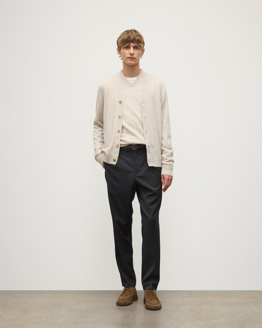 Johnstons of Elgin - Rory Natural Classic Cashmere Cardigan