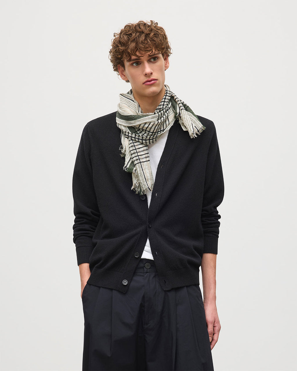 Johnstons of Elgin - Rory Black Classic Cashmere Cardigan