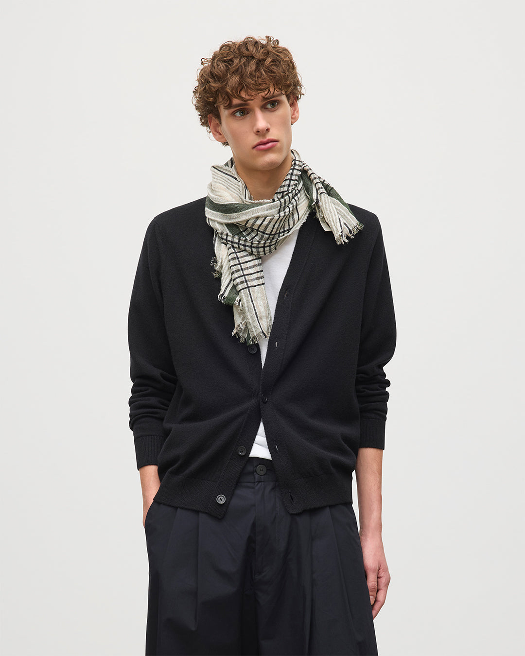 Johnstons of Elgin - Rory Black Classic Cashmere Cardigan