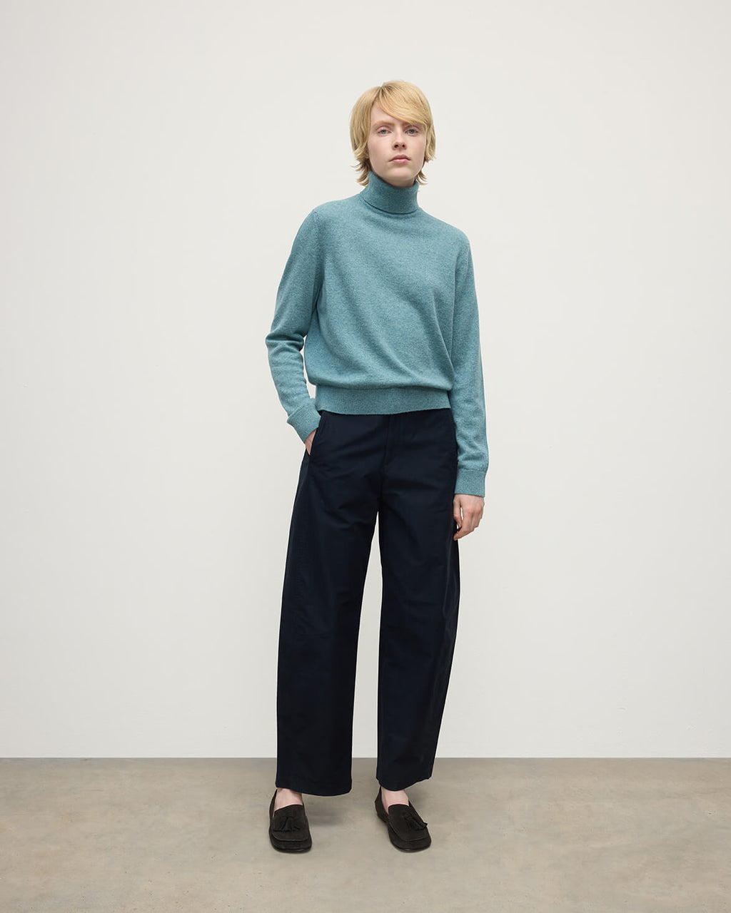 Johnstons of Elgin - Classic Cashmere Green Roll Neck Jumper