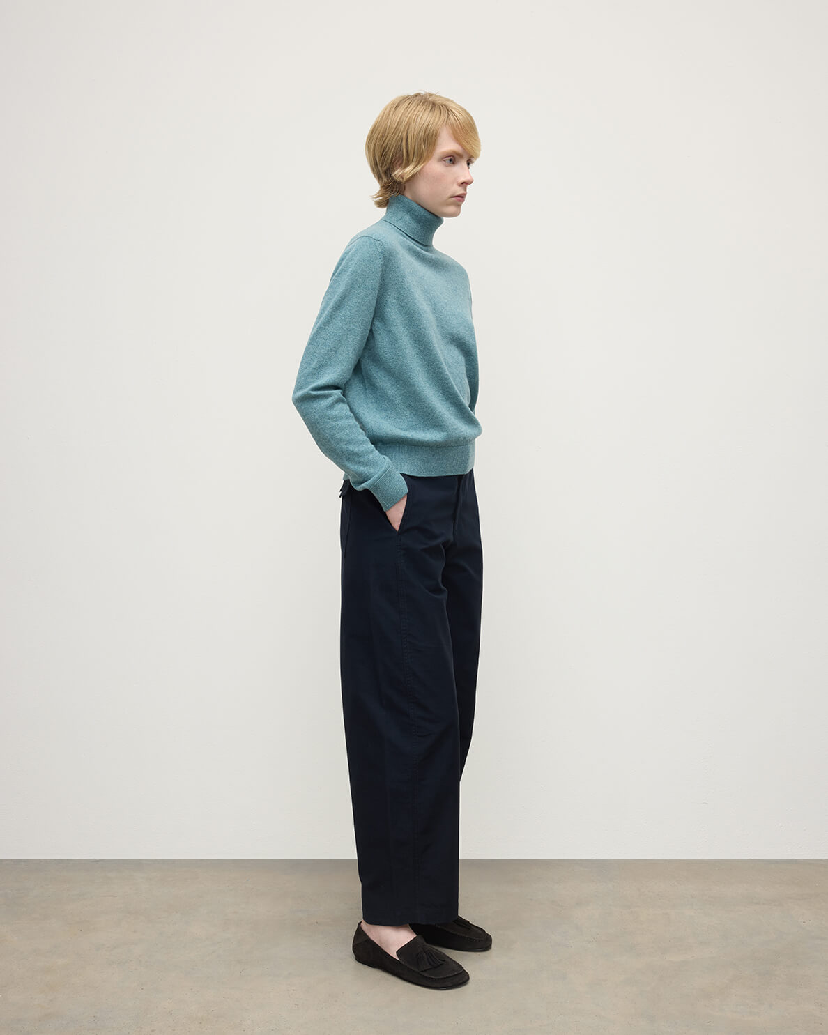 Johnstons of Elgin - Classic Cashmere Green Roll Neck Jumper