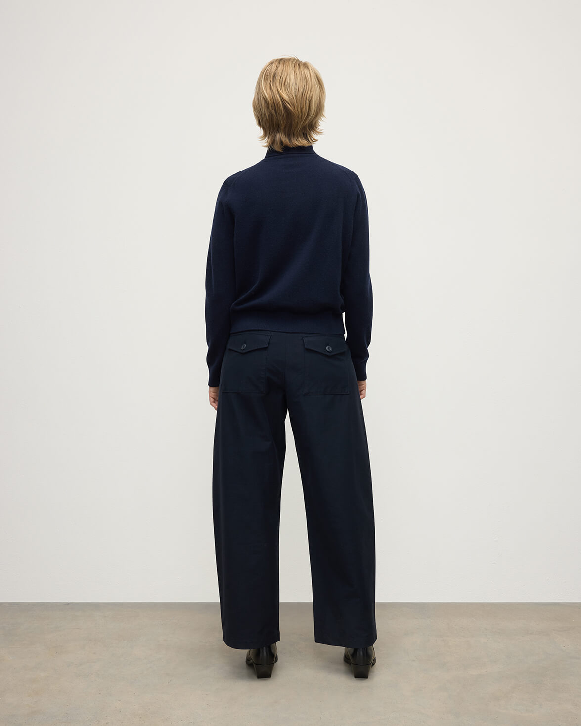 Johnstons of Elgin - Classic Cashmere Dark Navy Roll Neck Jumper